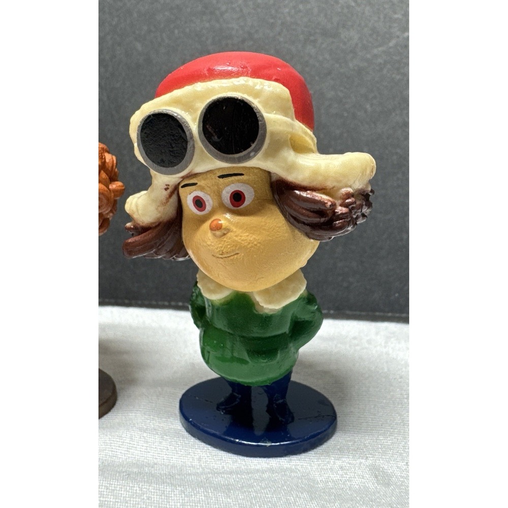 3 Toy PVC Figures - Dr. Seuss How the Grinch Stole Christmas 1.5" to 2.5" Cake - Picture 4 of 7